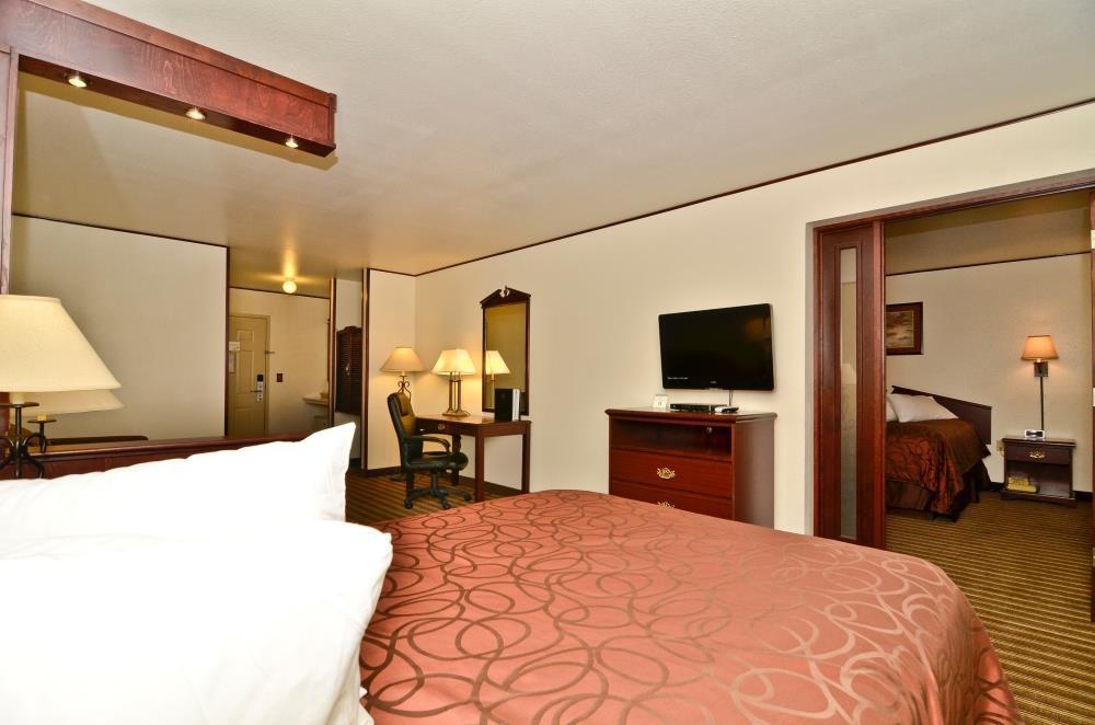 Best Western Post Inn Room photo