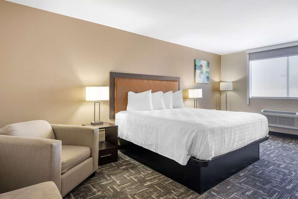 Best Western Post Inn Room photo