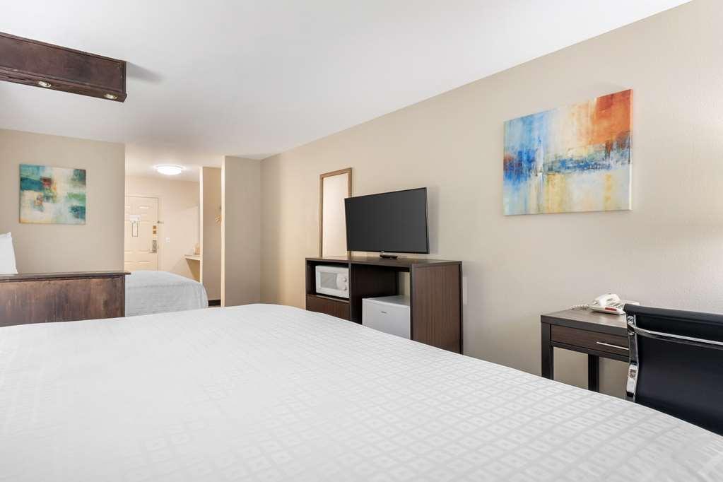 Best Western Post Inn Room photo