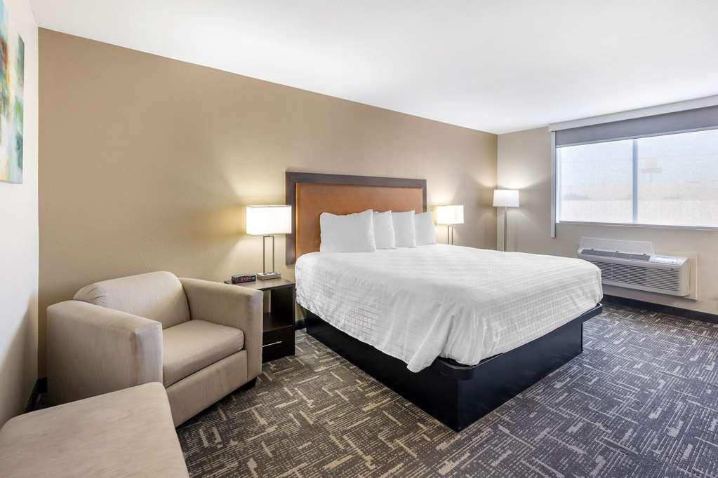 Best Western Post Inn Room photo